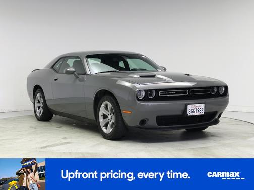2017 Dodge Challenger SXT
