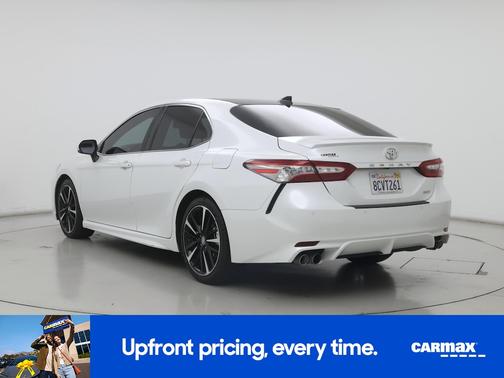 Pearl 2018 Toyota Camry XSE