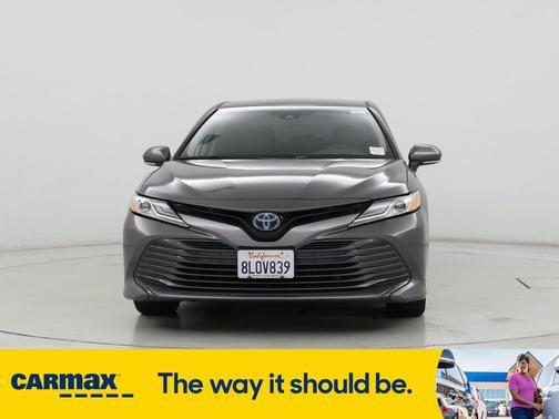 2019 Toyota Camry Hybrid XLE