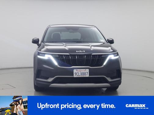 2023 Kia Carnival LX