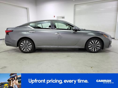 2023 Nissan Altima SV