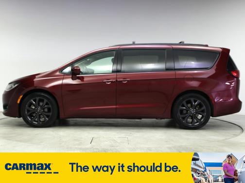 2018 Chrysler Pacifica Touring Plus