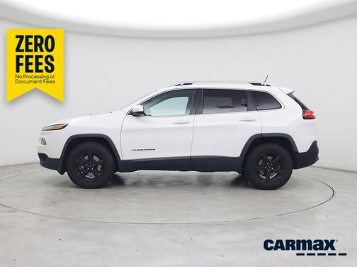 White 2018 Jeep Cherokee Latitude