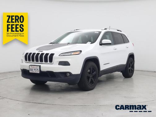 White 2018 Jeep Cherokee Latitude