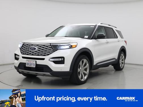 White 2020 Ford Explorer Platinum