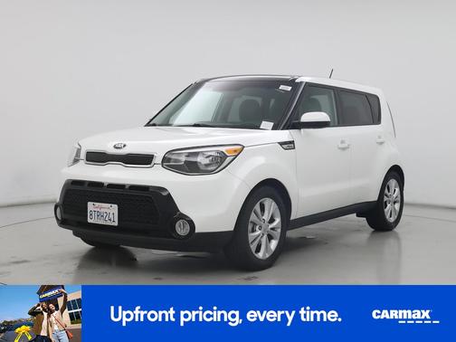 White 2016 Kia Soul +