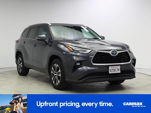 2022 Toyota Highlander Hybrid XLE