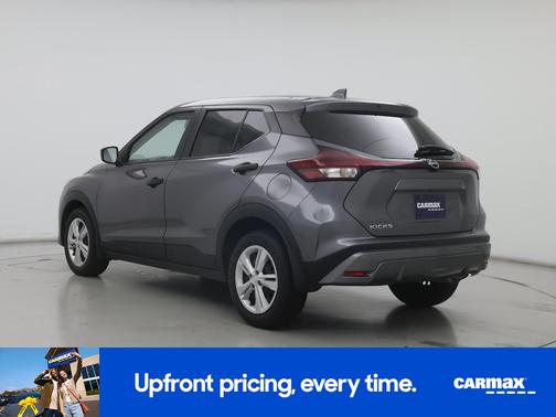 Gray 2024 Nissan Kicks S
