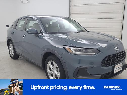 Gray 2023 Honda HR-V LX