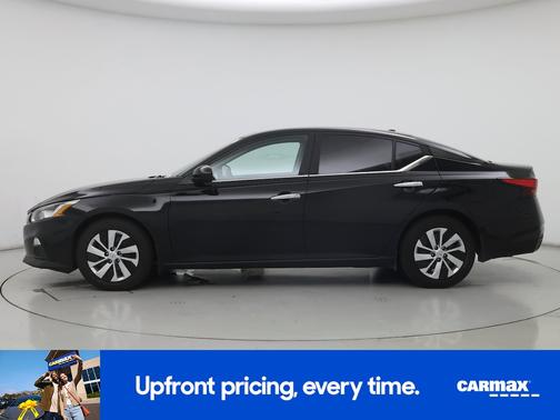Black 2019 Nissan Altima S