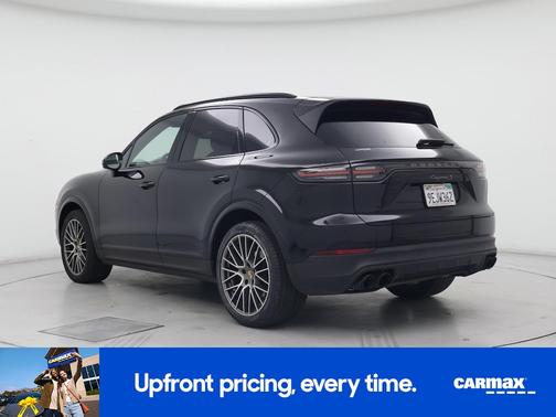 Black 2023 Porsche Cayenne S Platinum