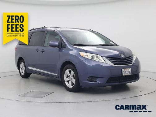 Blue 2017 Toyota Sienna LE
