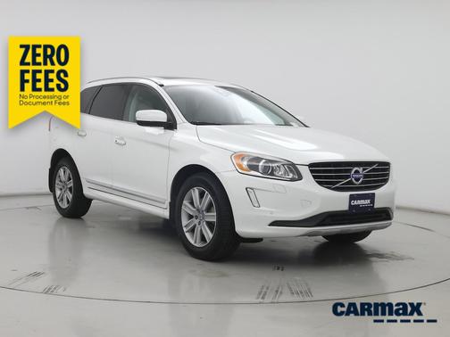 White 2017 Volvo XC60 T5 Inscription