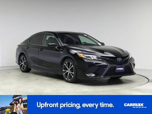 2020 Toyota Camry Hybrid SE