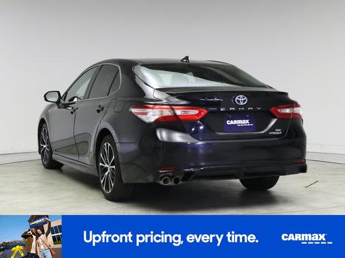 2020 Toyota Camry Hybrid SE