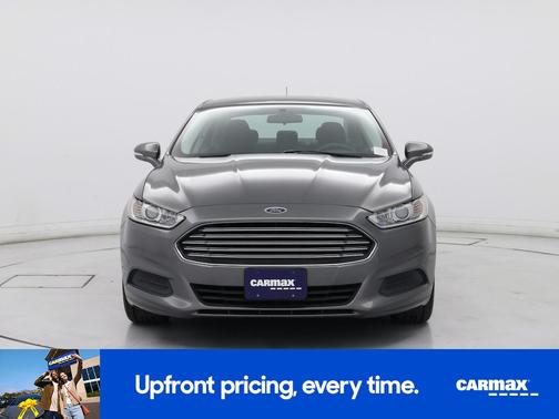 Gray 2014 Ford Fusion SE