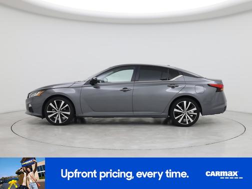 2022 Nissan Altima SR