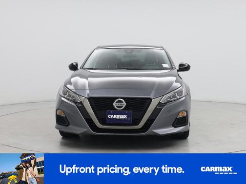 2022 Nissan Altima SR