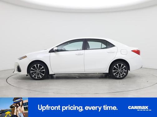 White 2017 Toyota Corolla SE