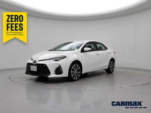 White 2017 Toyota Corolla SE