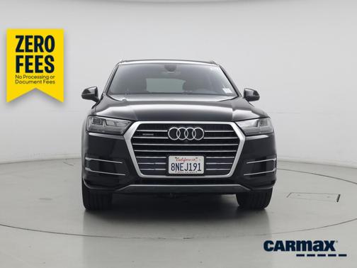 Black 2019 Audi Q7 Premium Plus