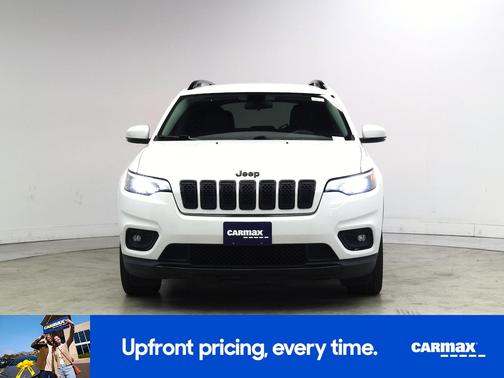 White 2019 Jeep Cherokee Latitude Plus