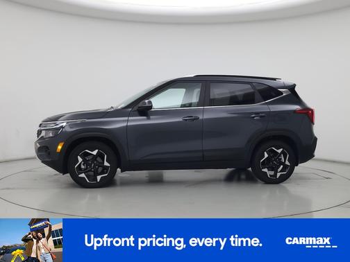 Gray 2024 Kia Seltos EX