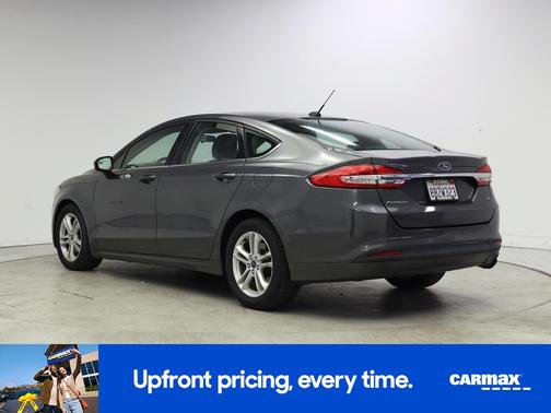 Gray 2018 Ford Fusion SE