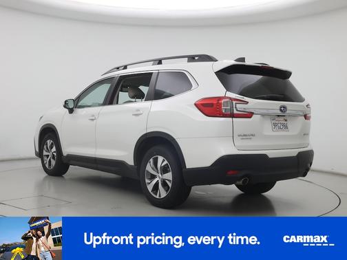 White 2024 Subaru Ascent Premium