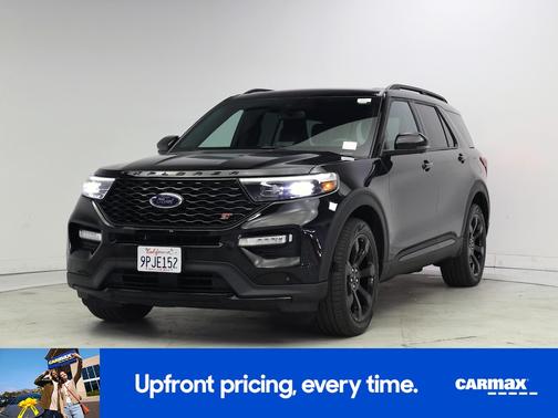 Black 2023 Ford Explorer ST