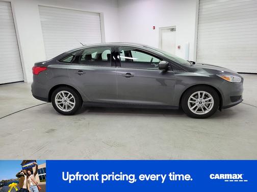 Gray 2018 Ford Focus SE