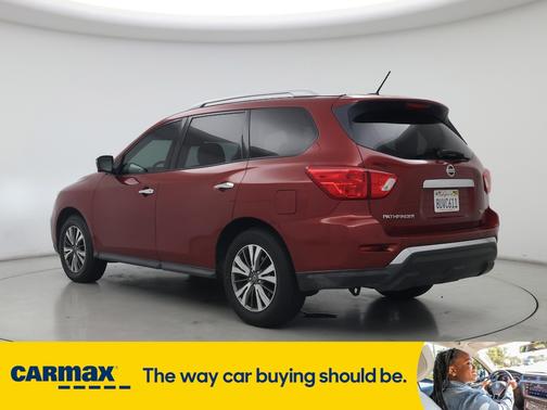 2017 Nissan Pathfinder SL