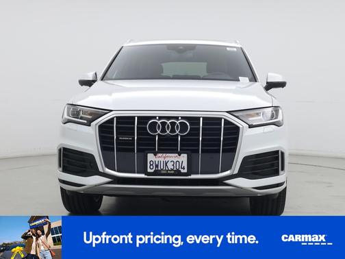 White 2021 Audi Q7 Premium