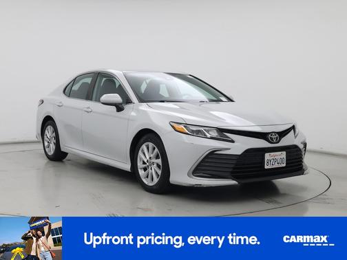 White 2022 Toyota Camry LE