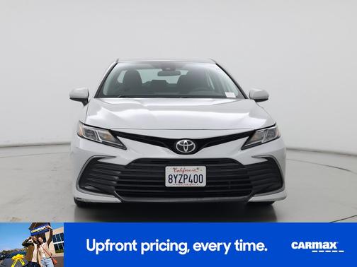 White 2022 Toyota Camry LE