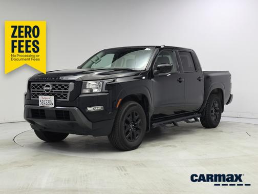Black 2022 Nissan Frontier SV