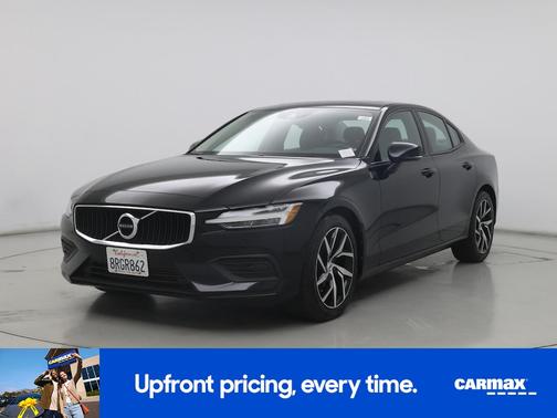 Black 2020 Volvo S60 T5 Momentum