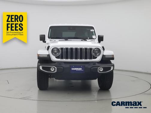 White 2025 Jeep Wrangler Sahara