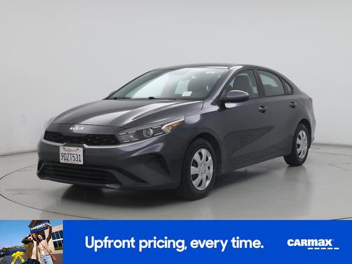 Gray 2023 Kia Forte LX