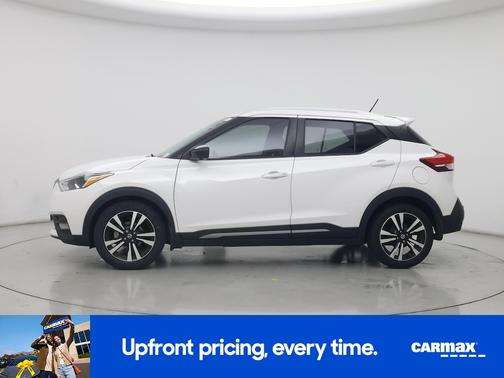 2020 Nissan Kicks SR