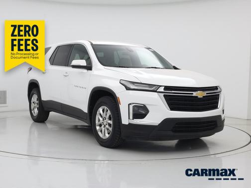 White 2023 Chevrolet Traverse LS