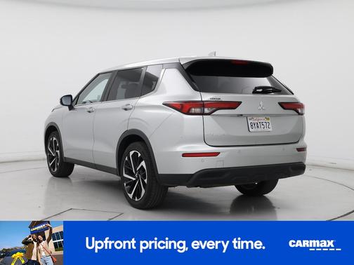 2022 Mitsubishi Outlander ES