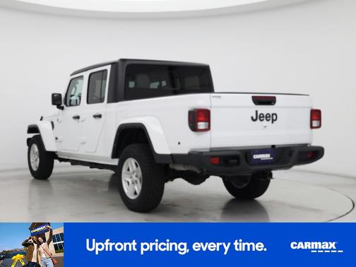 2022 Jeep Gladiator Sport