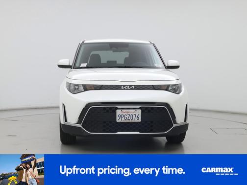 White 2025 Kia Soul S