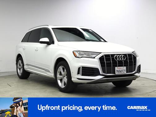 White 2021 Audi Q7 Premium Plus