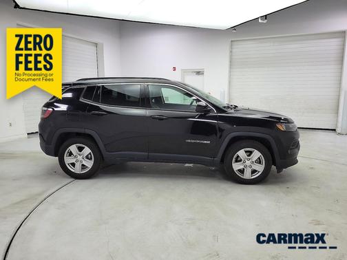 Black 2022 Jeep Compass Latitude