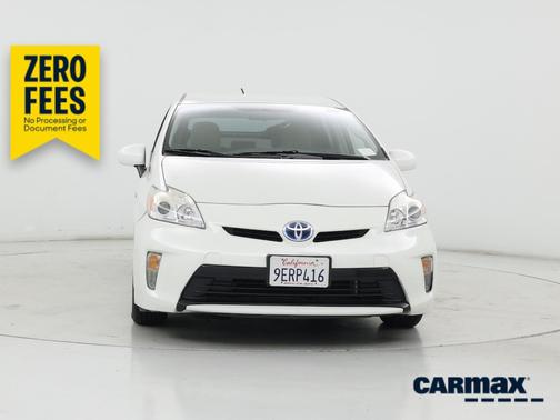 White 2015 Toyota Prius Two