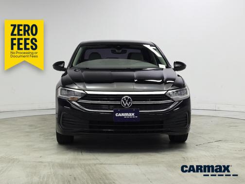 Black 2023 Volkswagen Jetta SE
