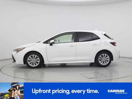 White 2023 Toyota Corolla Hatchback SE