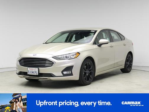 Gold 2019 Ford Fusion SE